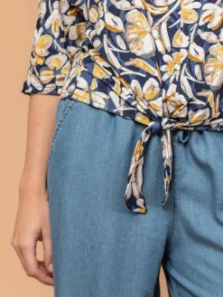 Blouse fleurie bas noué