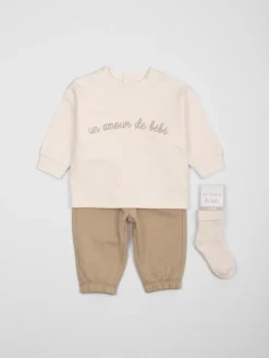 Ensemble sweat 