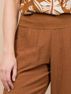 Pantalon effet froissé