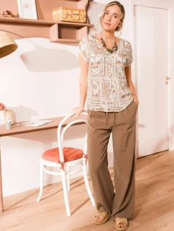 Pantalon large effet peau de pêche