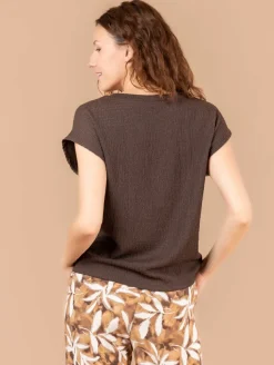 Top maille texturée boutons fantaisie